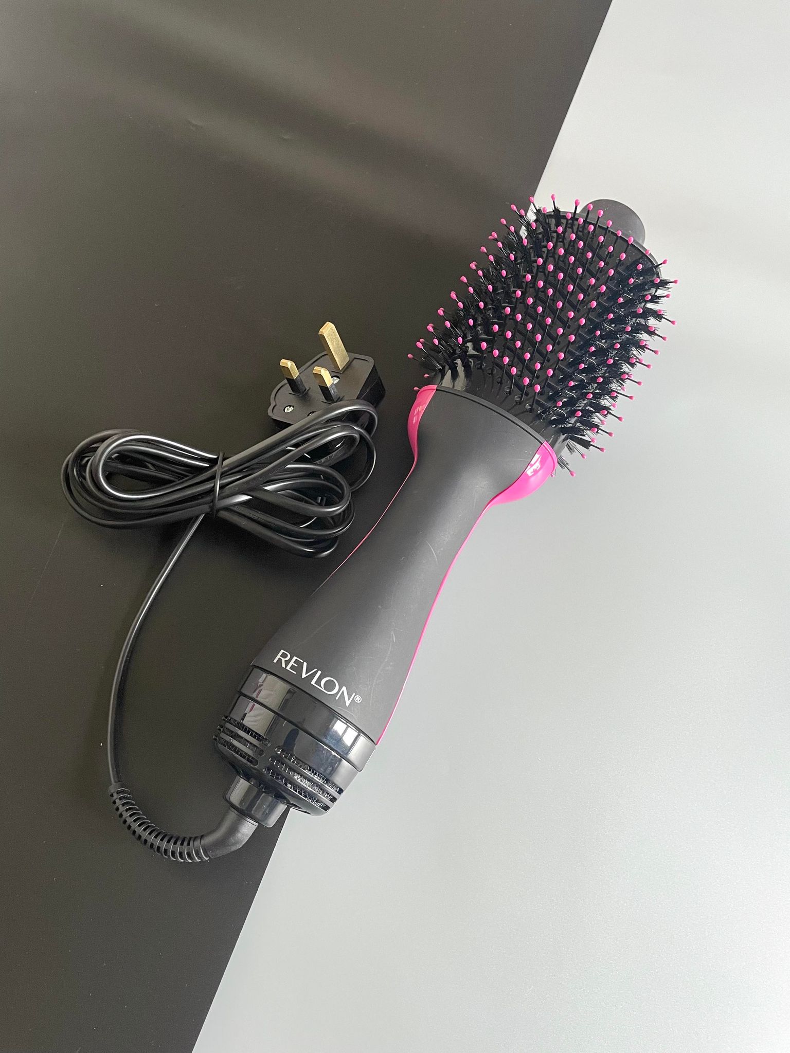 REVLON One-Step Volumizer Original Hair Dryer and Hot Air