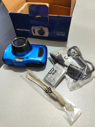 Praktica PRA099 Luxmedia WP240 Waterproof Digital Compact Camera - Blue (20 MP,4x Optical Zoom) in Blue