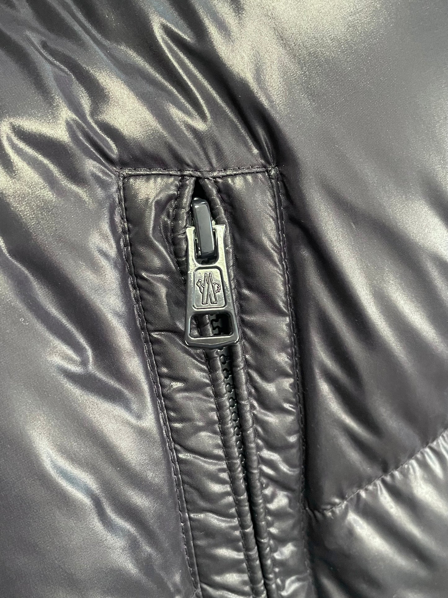 Ecrins Short Down Puffer Jacket in Navy Size 4 - XL