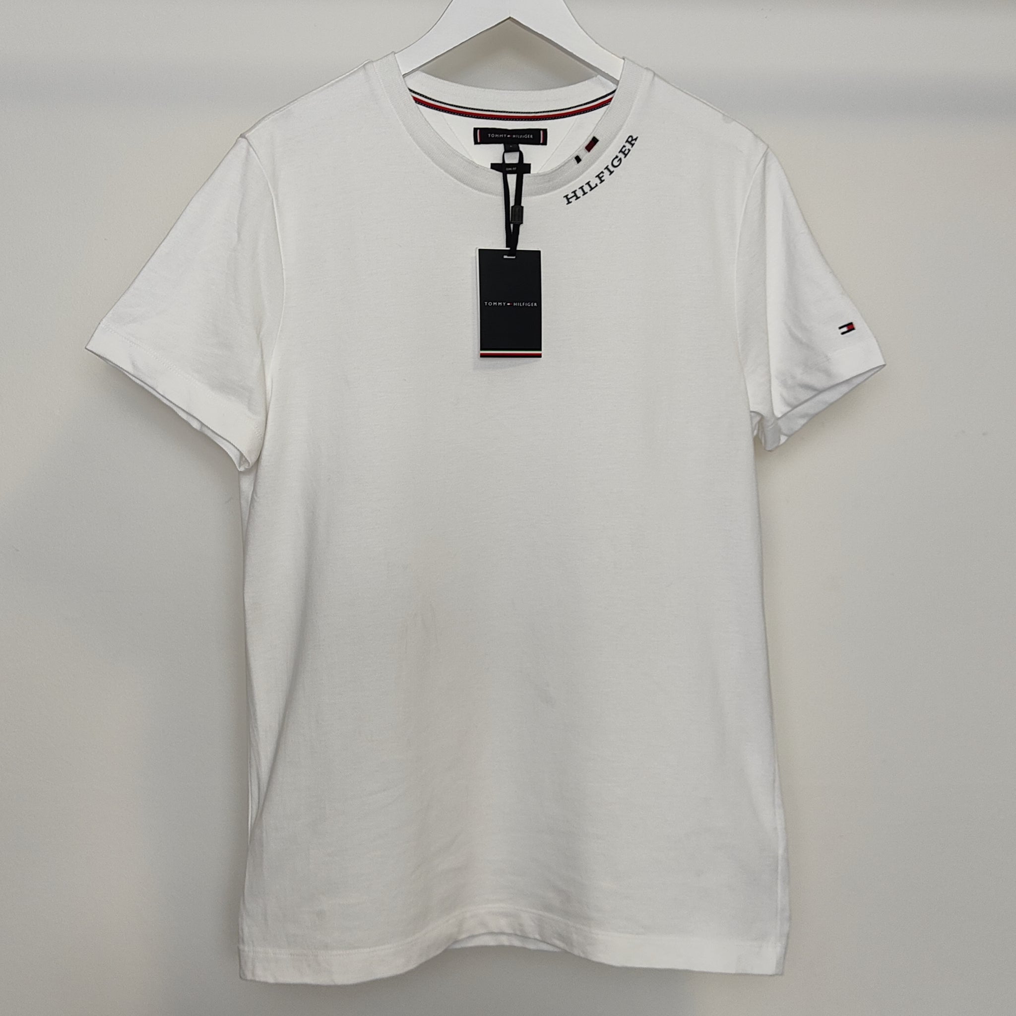 Tommy Hilfiger Slim Fit Men's T-Shirt in White L