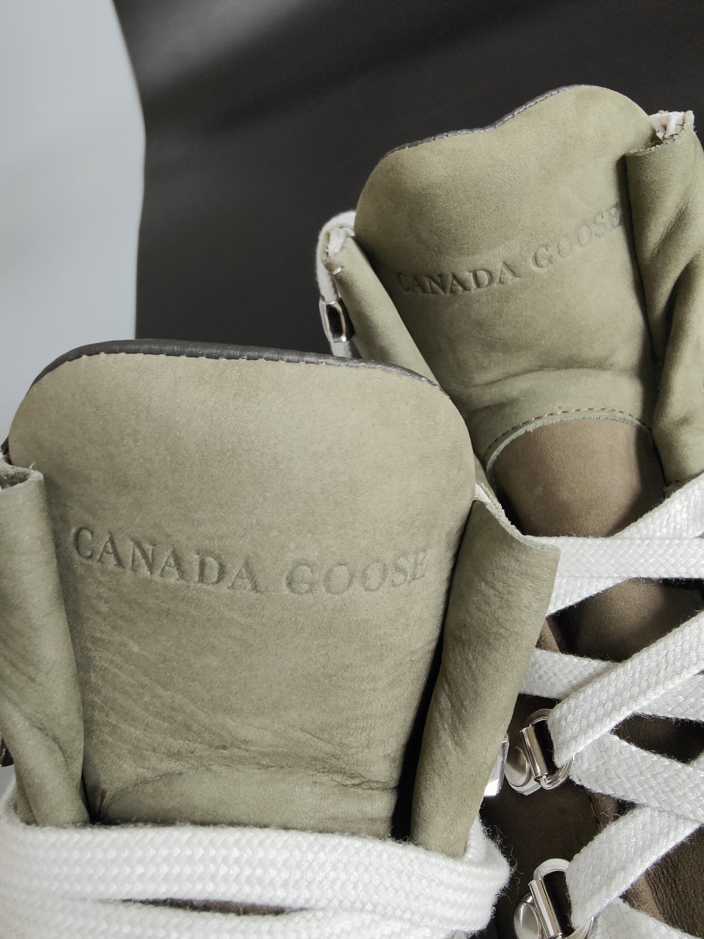 Canada Goose Women's Journey Boots in Military Green/Black UK 4 / EU 37