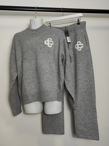 Fluffy Knit Emblem Crew Tracksuit Set Sweatshirt and Joggers