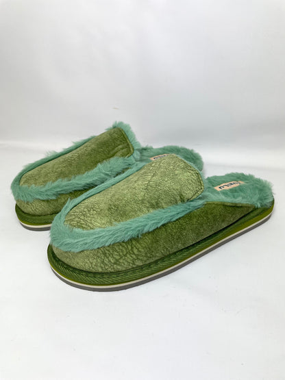 KuaiLu Women's Fuzzy Slippers in Green