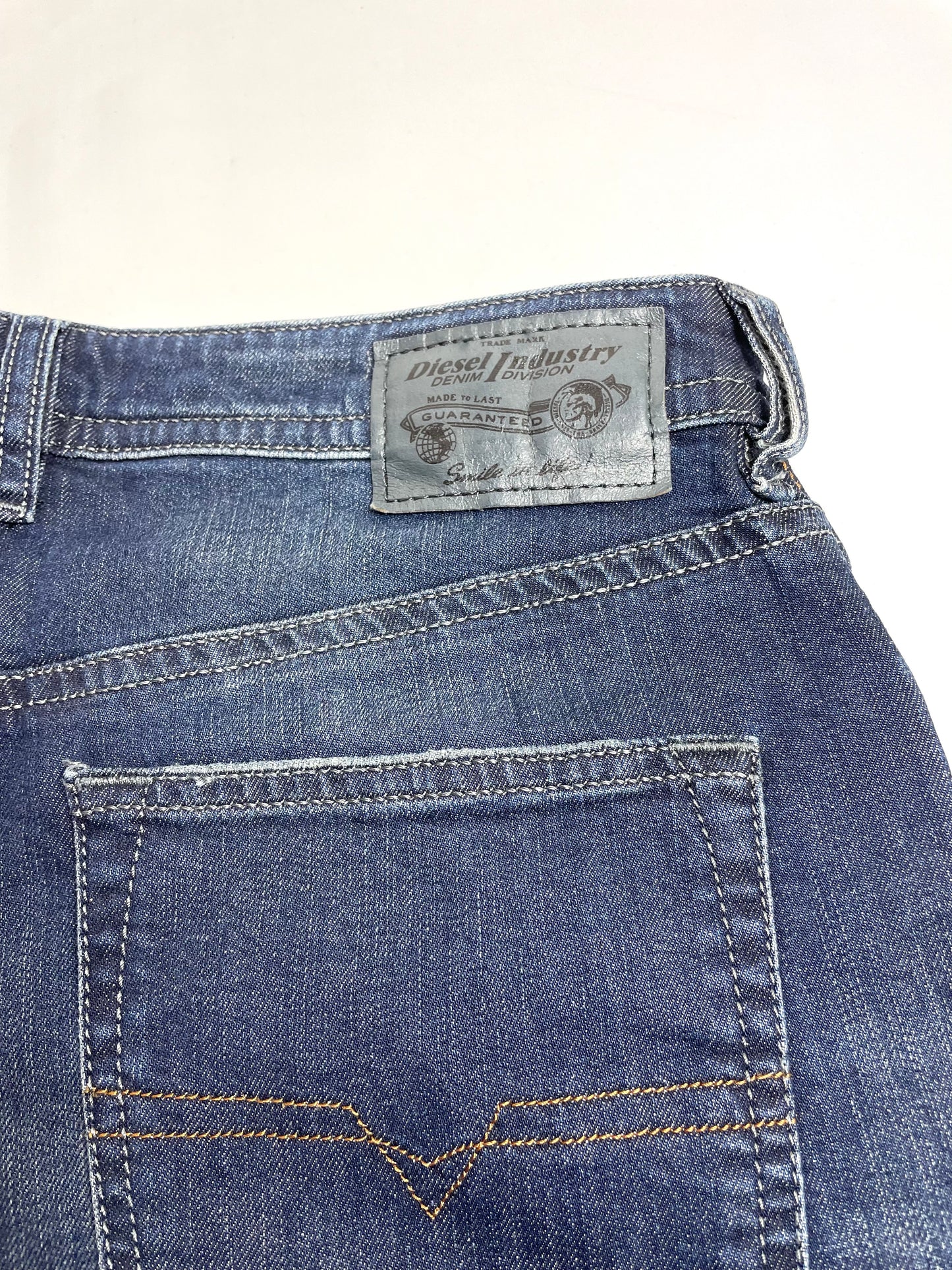 Men's Straight Buster Blue Denim Jeans 30x32