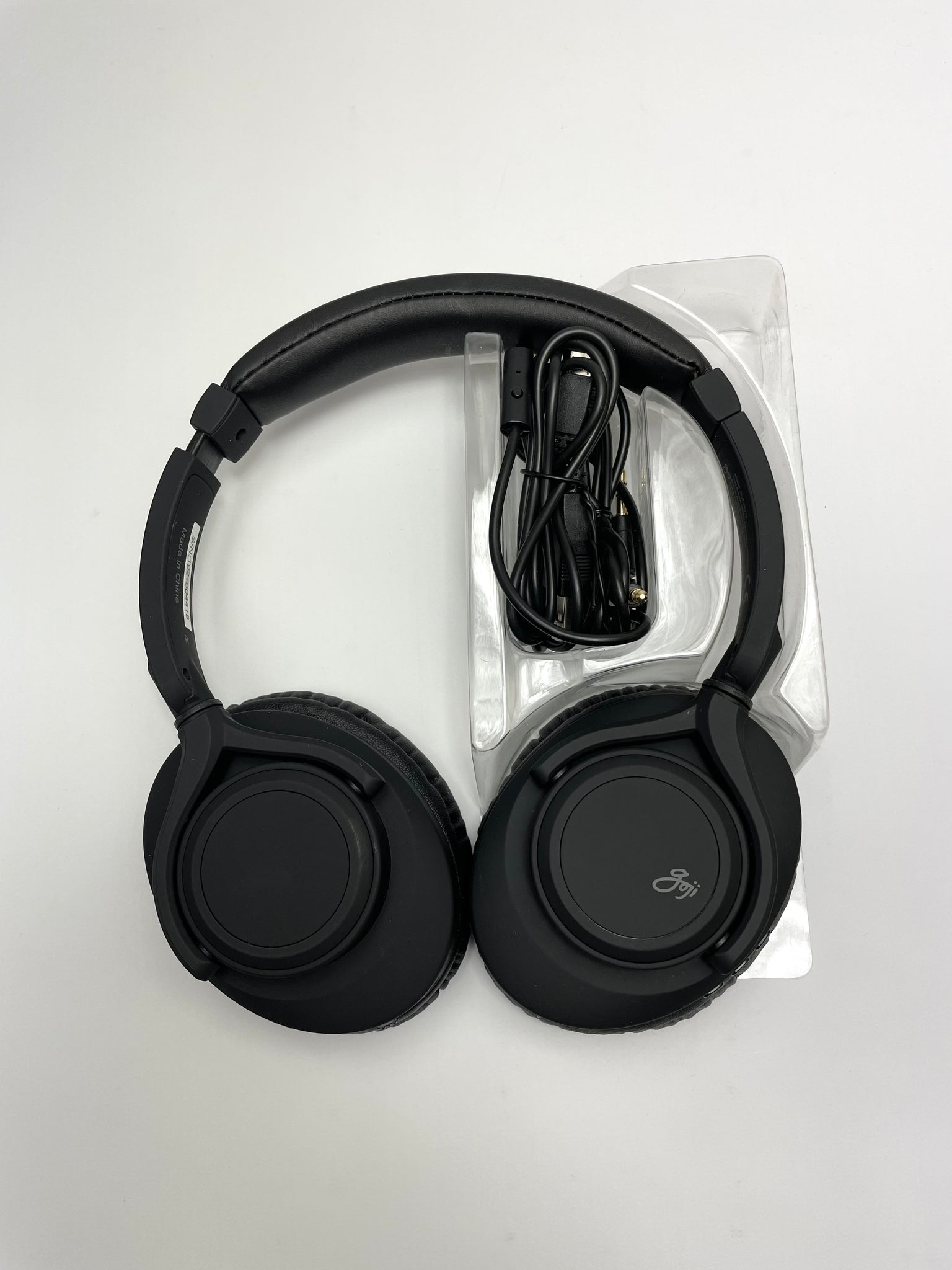 Goji OverEar Wireless Bluetooth Headphones in Black CLEARO LTD