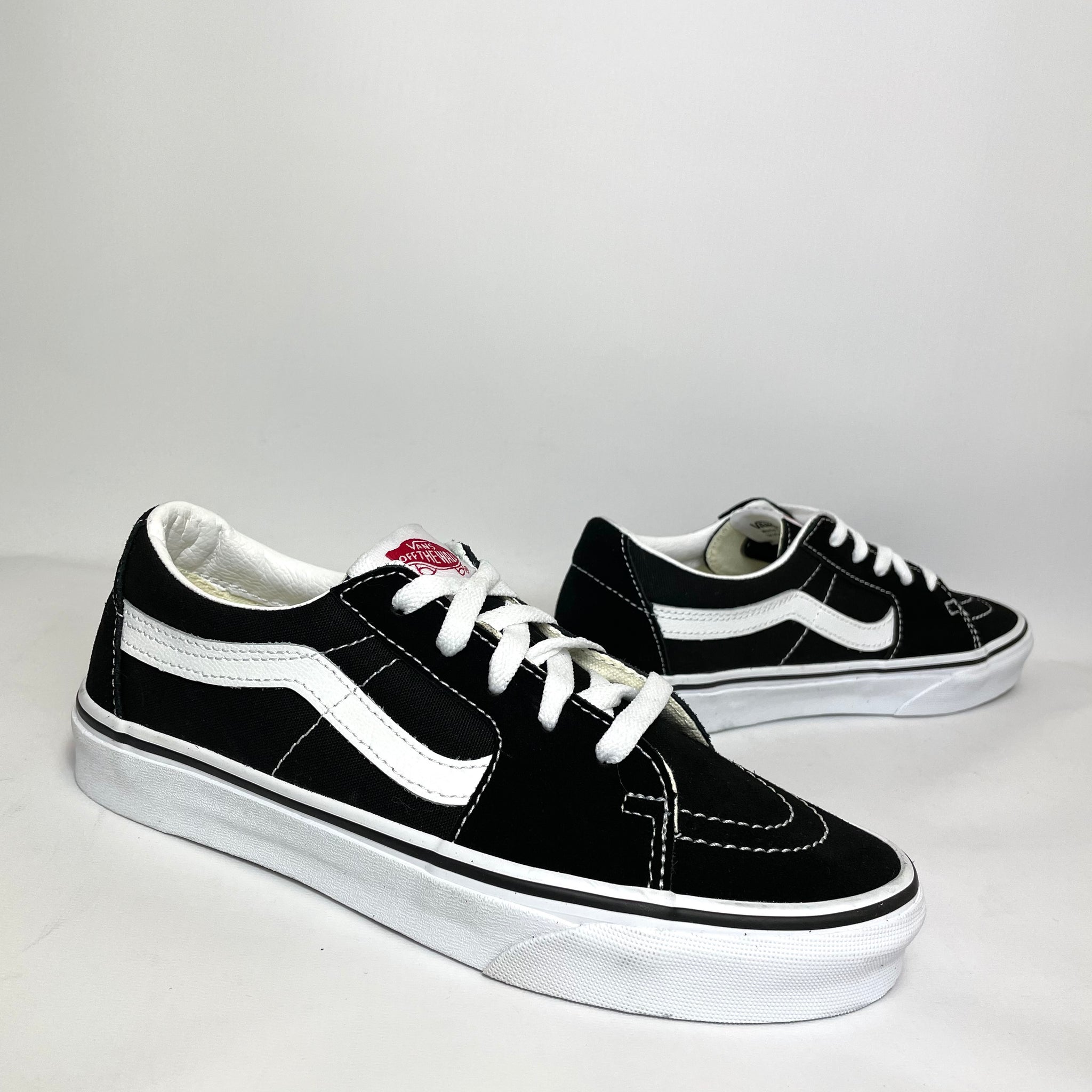 Vans Old Skool SK8-Low Unisex Trainers Black/White