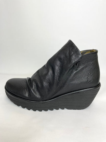 Women’s Zip-Up YIP Ankle Boots BLACK UK 6 / EU 39