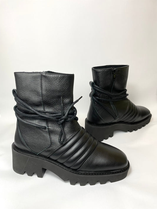 Women’s Tori Padded Moto Boot Leather Zip-up Boots Black UK 6 / EU 39