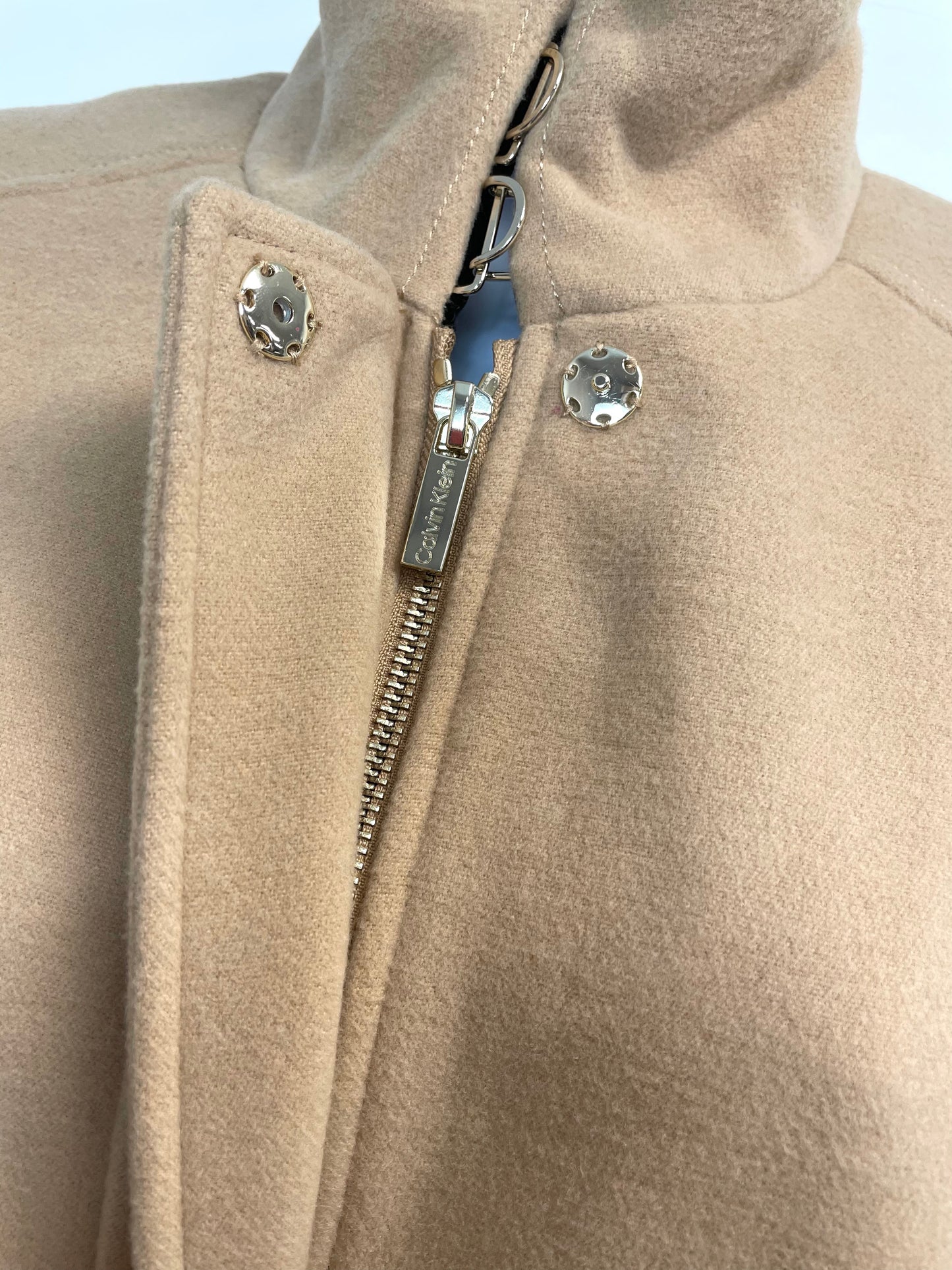 Calvin Klein Women’s Zip-up Trench Coat in Beige