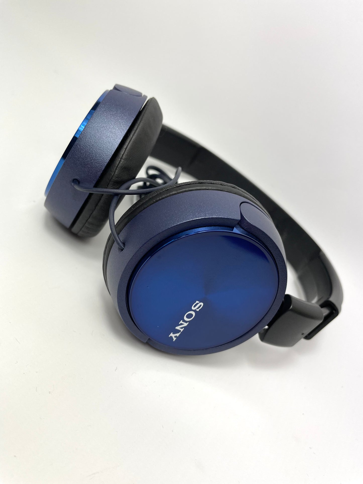 Sony Wired MDR-ZX310 On-Ear Headphones with Microphone Foldable in Blue