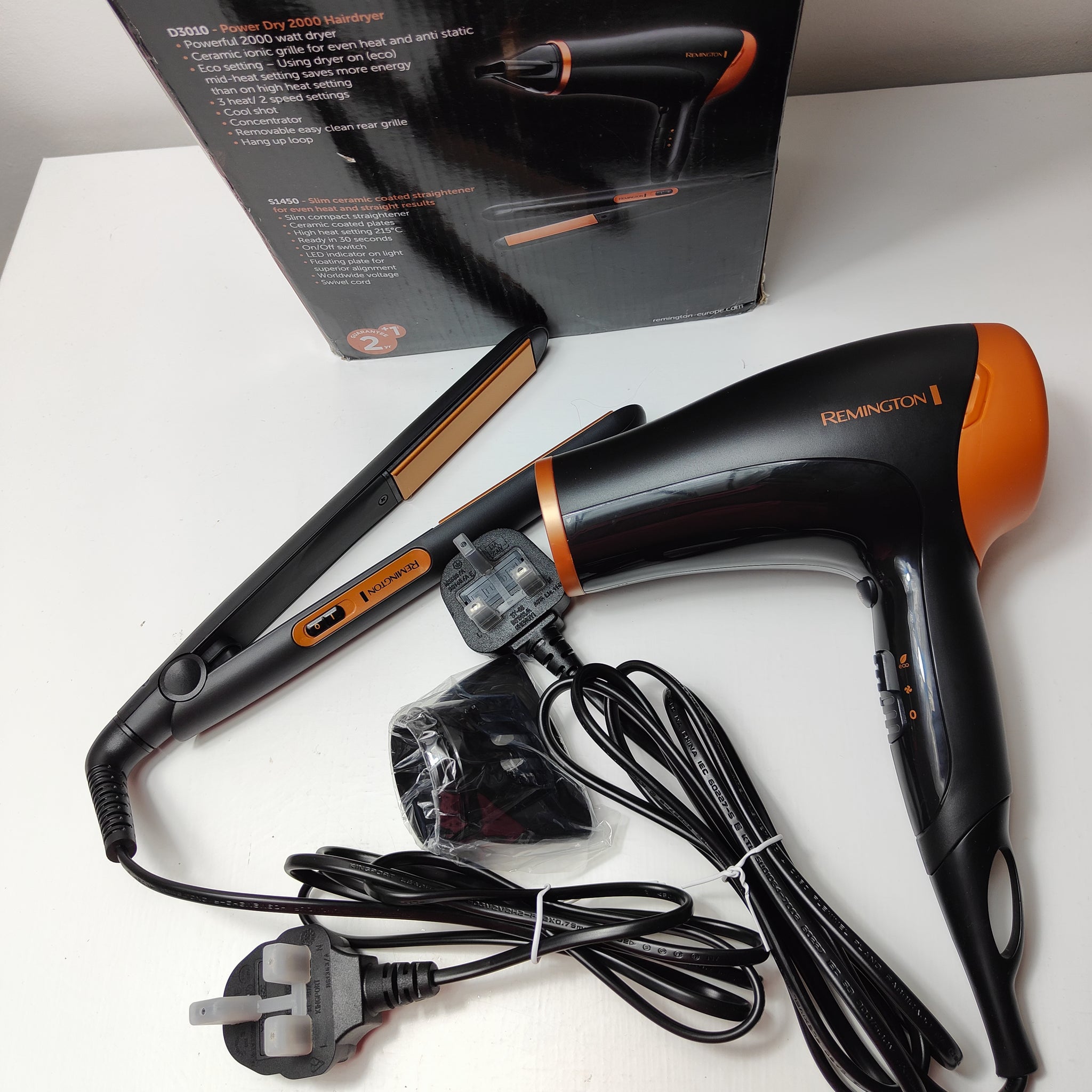 Remington Hair Care Gift Set - Ceramic Hair Straighteners & 2000W Ionic Hair Dryer
