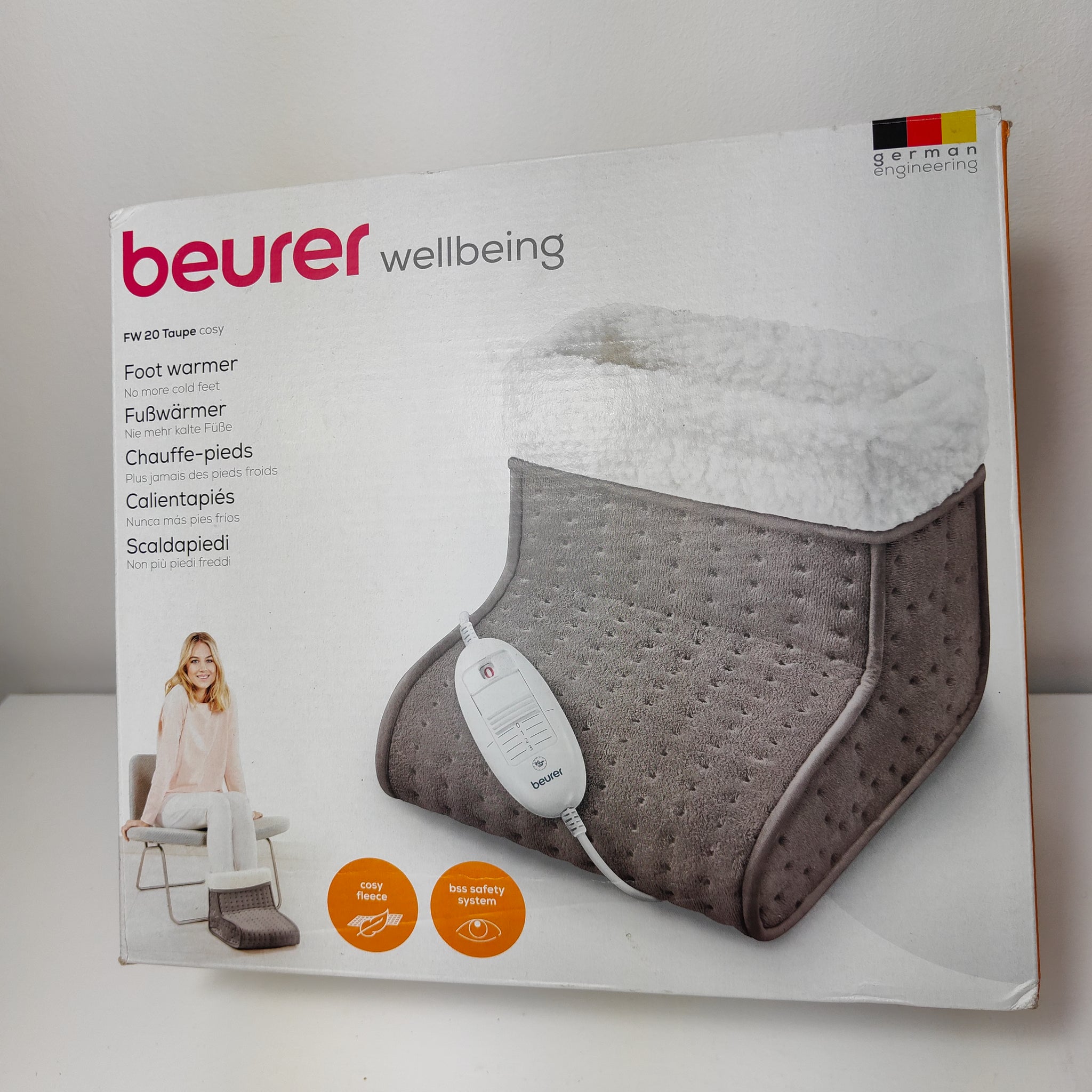 Beurer FW20 Extra Cosy Electric Foot Warmer for Cold Feet