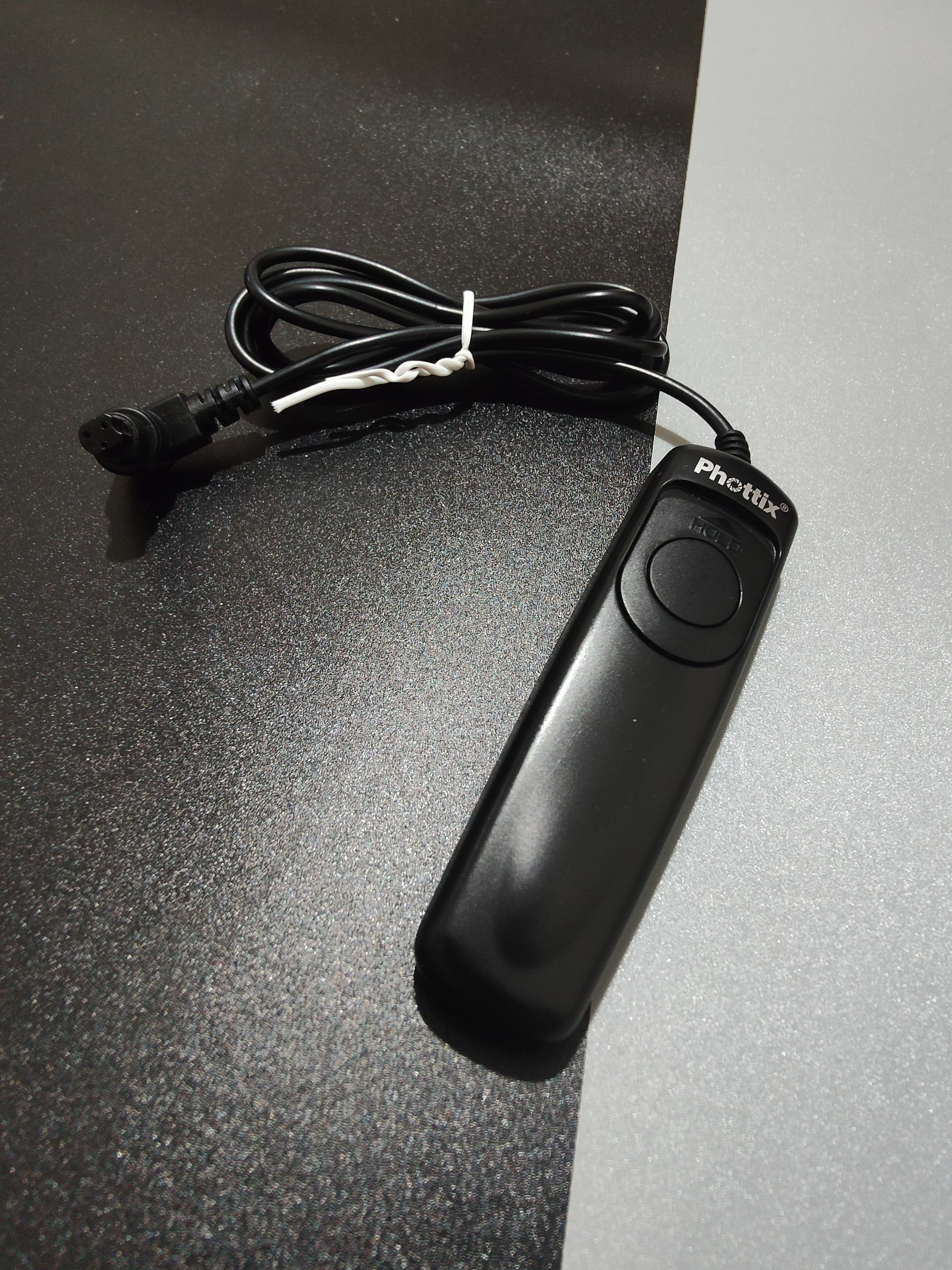 Phottix Wired Camera Trigger Remote C6 For Canon, Contax, & Pentax Cam 